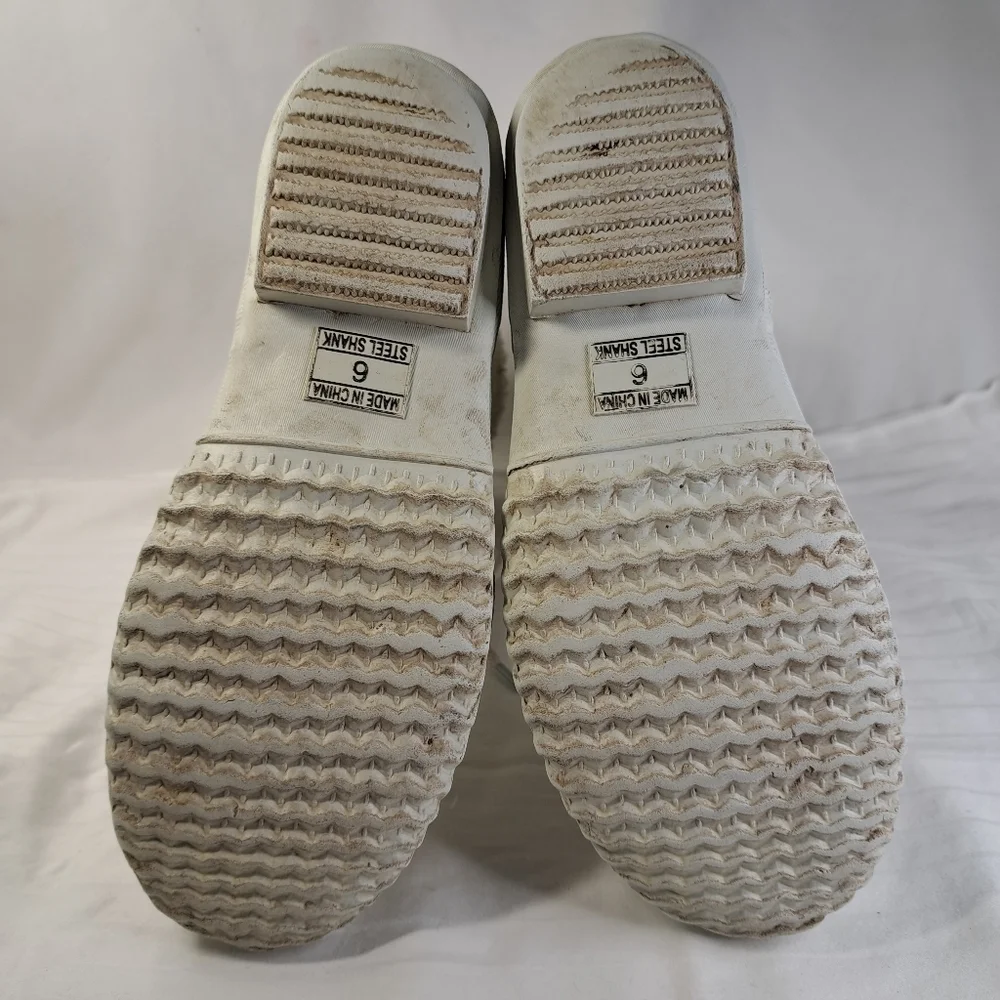 DUCK Boots White Leather Removable Liner Women's Size 6
